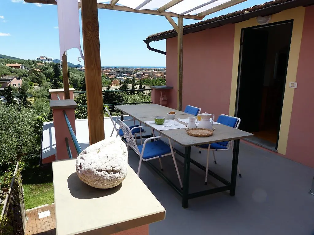 דירה קיאברי Belvedere Lodge
